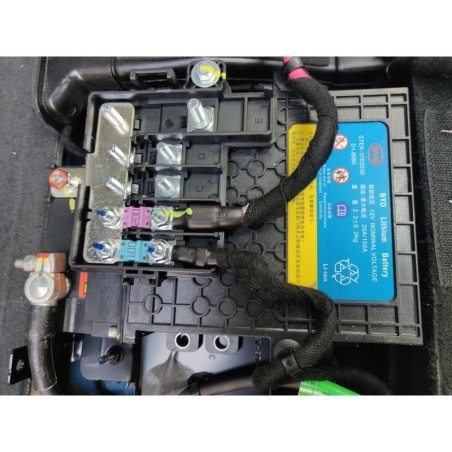 Акумулятор електромобіль BYD STEK-3703030 D1JBB0 12V 20A/150A