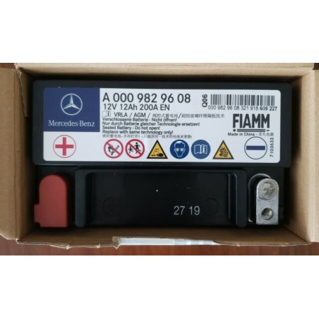 Аккумулятор резервный на MERCEDES-BENZ A0009829308 12v 12Ah 200A