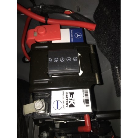 Аккумулятор резервный на MERCEDES-BENZ A0009829308 12v 12Ah 200A