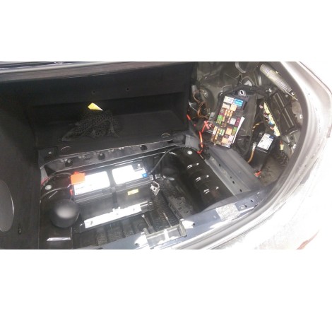 Аккумулятор резервный на MERCEDES-BENZ A0009829308 12v 12Ah 200A