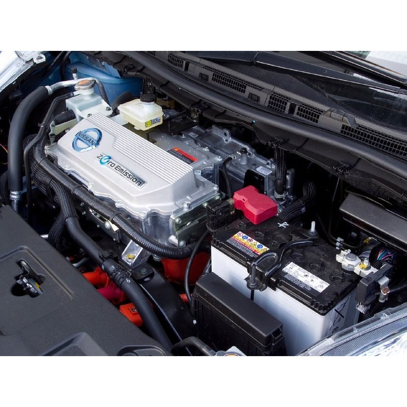 Аккумулятор на NISSAN LEAF 12v 45Ah 390A