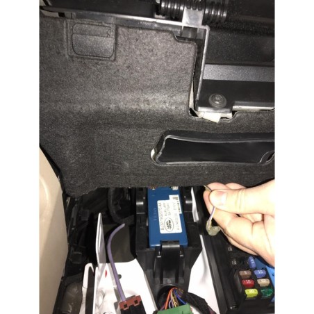 Аккумулятор LAND ROVER bj32-10c693-aa 12v 1.2Ah