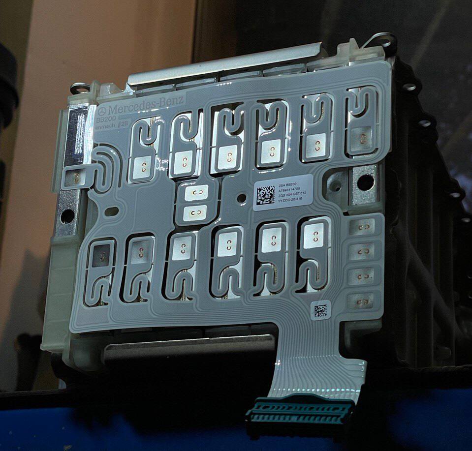 vidnovlennya-litij-ionnikh-litiyevikh-akumulyatoriv-48v-bt0012-20ah-mercedes-benz-b7